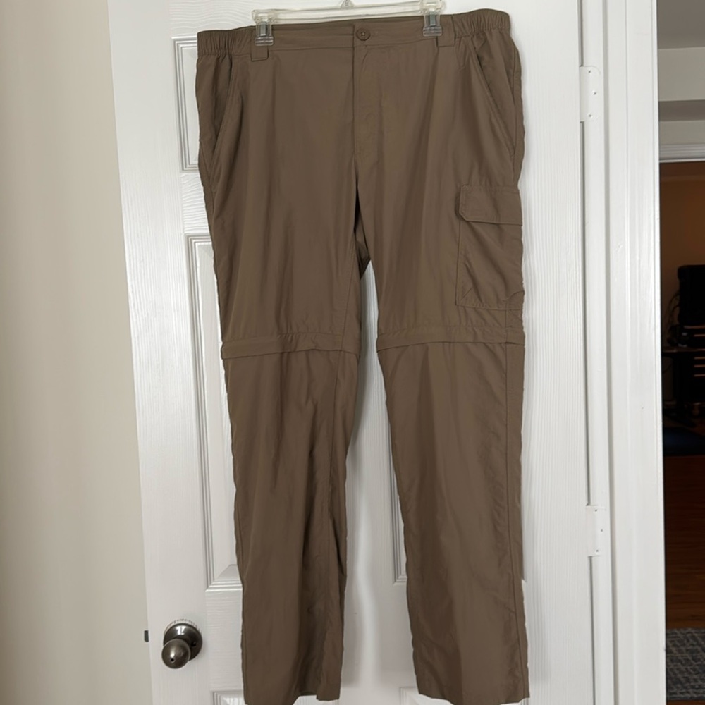 Columbia Men’s Silver Ridge Utility Convertible pants (Omni-shade) 40x32.